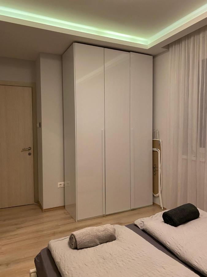 Parizsi Udvar I. Apartment Debrecen Exterior foto